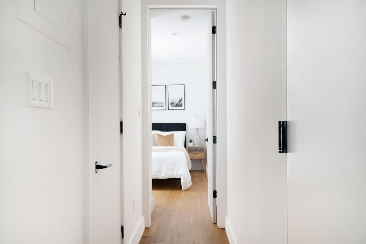 1290-16 New Renovated 2 Bedrooms In Ues Pangsapuri New York